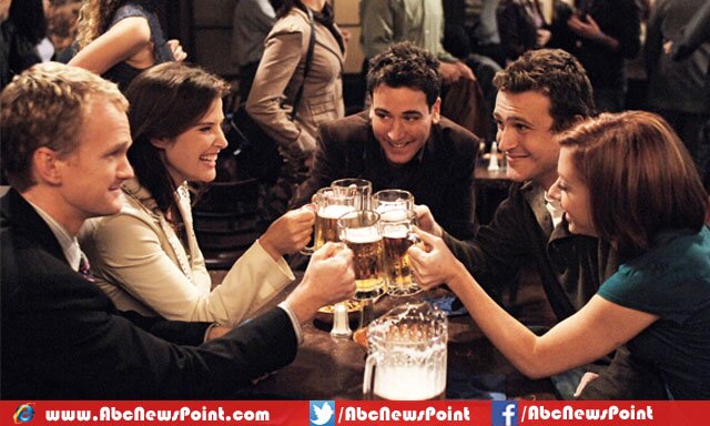 Top-10-Reasons-To-Stay-Single-Hang-out-with-your-guy-and-girl-friends