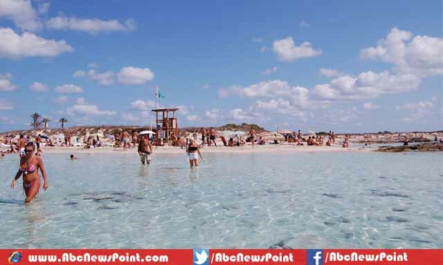 Top-Ten-Best-and-Most-Beautiful-Beaches-In-Europe-Playa-de-Ses-Illetes-Beach