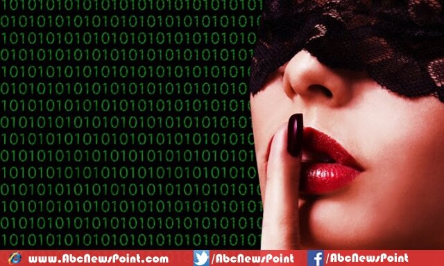Ashley Madison Hackers Revealed Thousands Of Users’ Revealing Pictures And Explicit Chats2