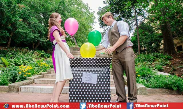 Top-10-Best-Ways-How-To-Propose-A-Girl-Banner-Proposal-Surprising-By-Hiding-In-A-Box