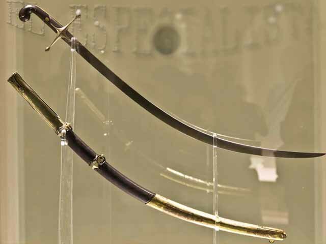 Top-10-Famous-and-Deadly-Swords-in-The-World-History-Curved-Saber-of-San-Martin