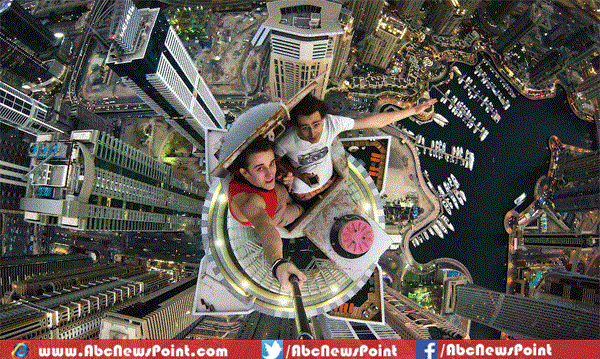 1000 foot skyscraper selfie